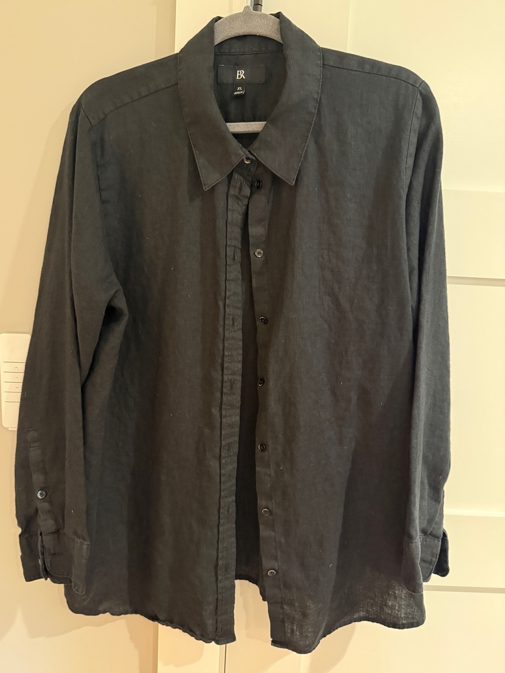 Banana Republic Women’s Black 100% Linen Button-Down Shirt XL